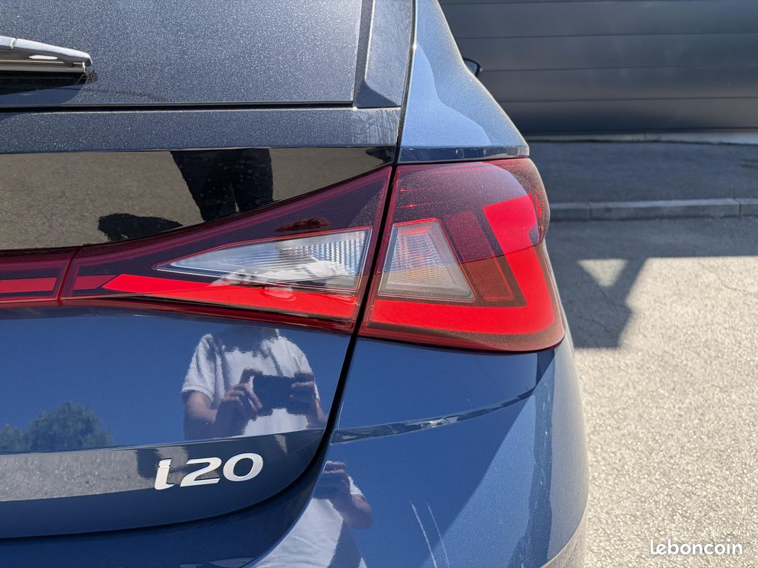 HYUNDAI i20 1.0 T-GDi 90 DCT-7 Creative (image 26)