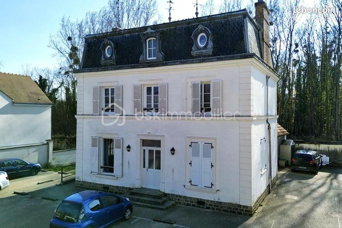 Studio 1 pièce 25 m²