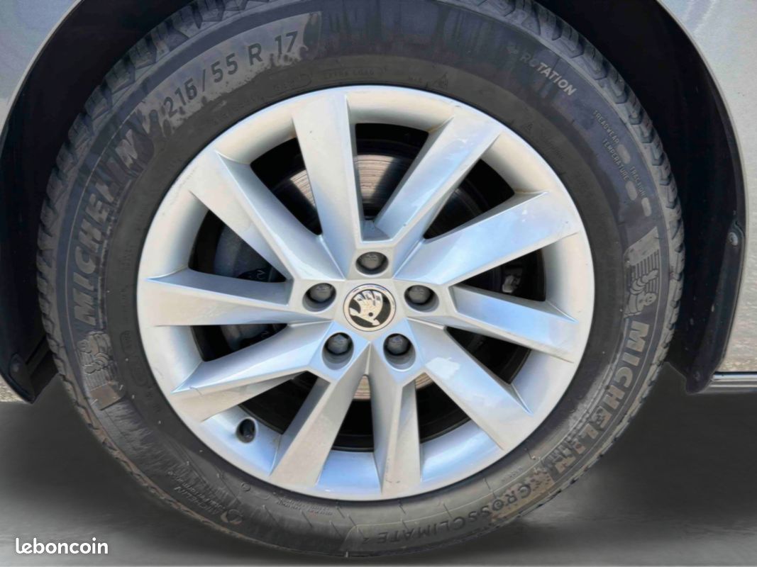 SKODA Superb Combi 2.0 TDI 150 ch DSG7 Ambition (image 18)