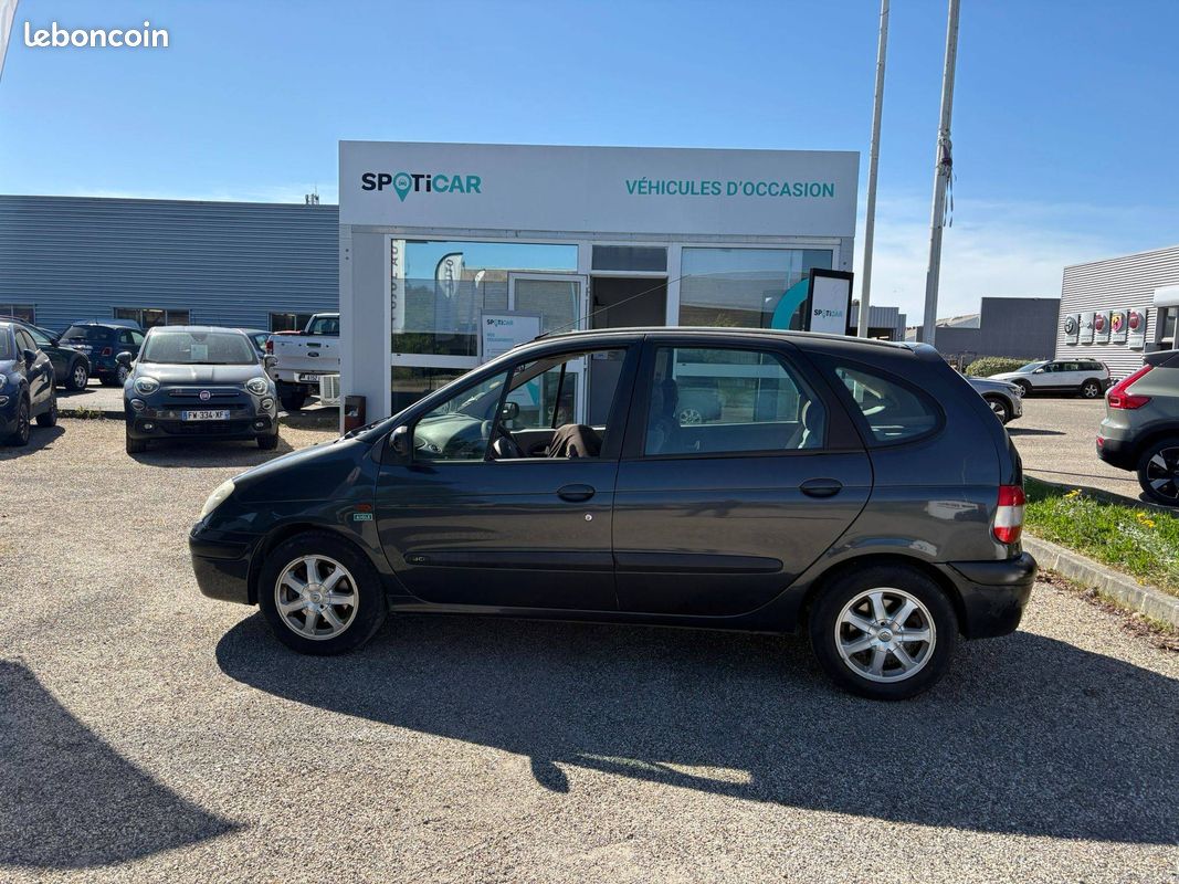 RENAULT Scenic 1.9 dCi 120 Pack Expression (image 3)