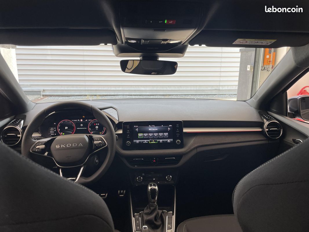 SKODA Fabia 1.0 TSI 116 ch EVO 2 DSG7 Monte-Carlo (image 14)