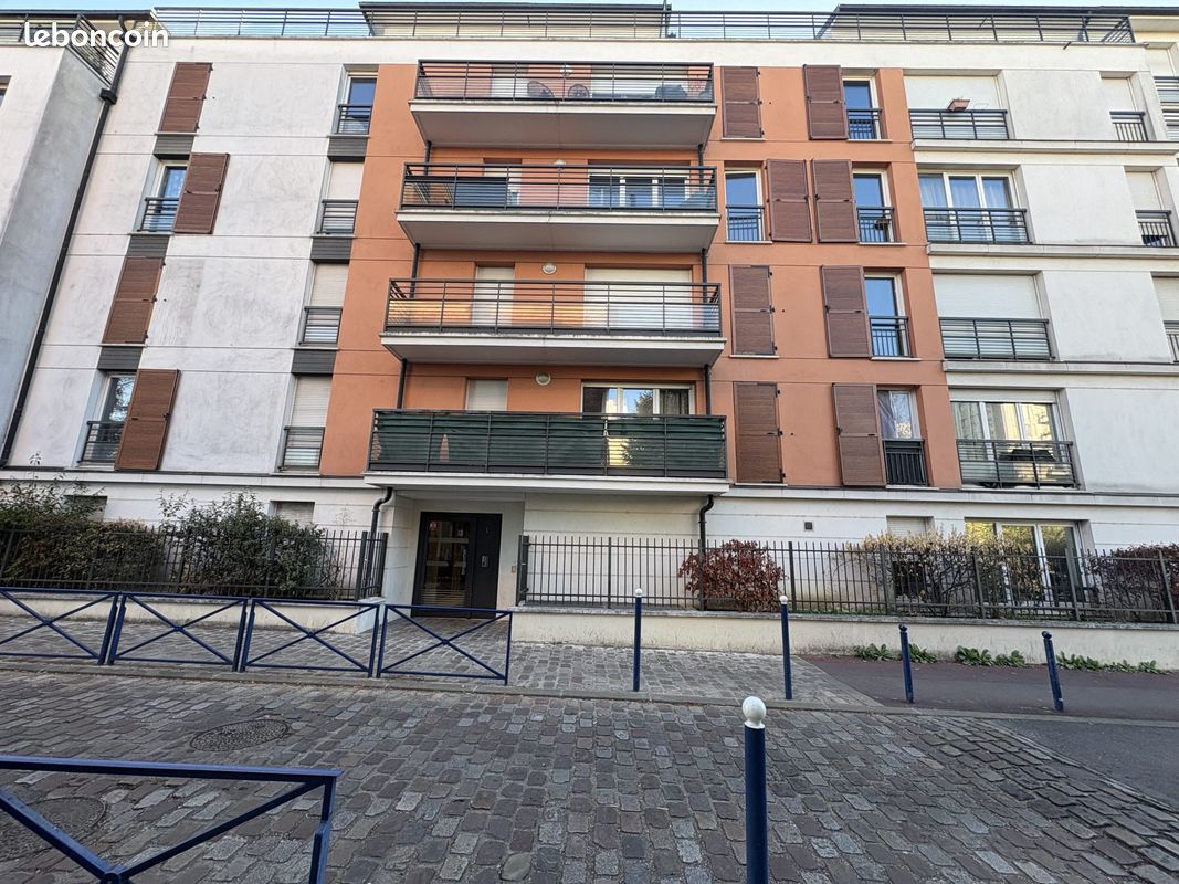 Appartement 2 pièces 44 m² · à Drancy · 44 m² · 172 000 €