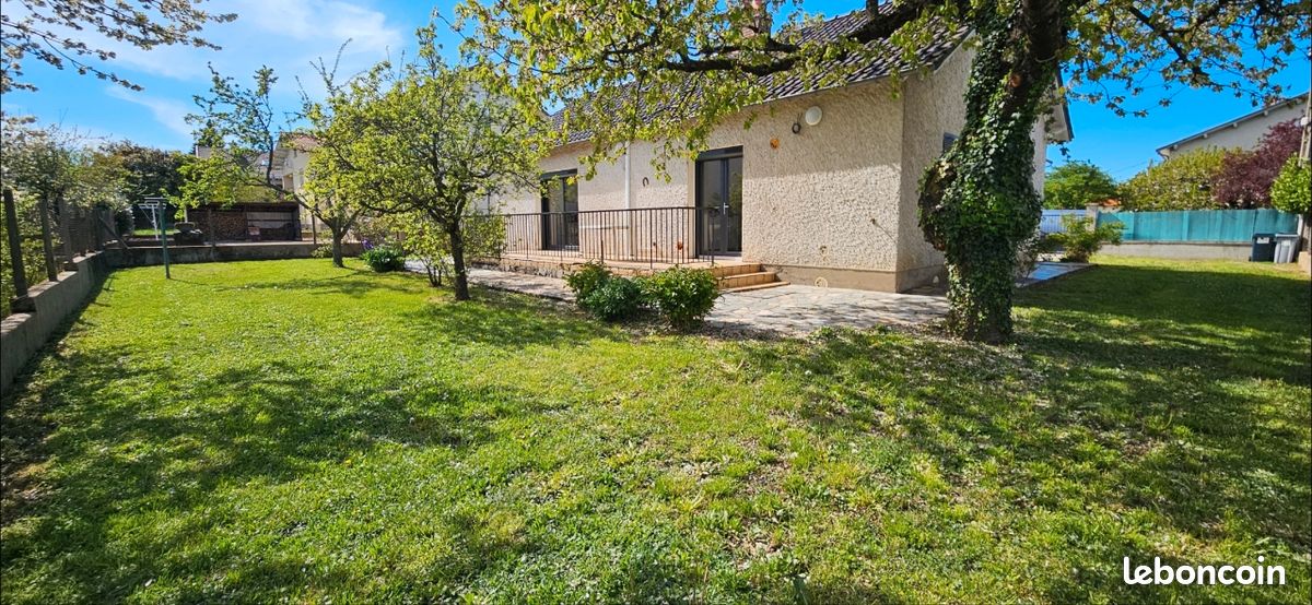 Maison 4 pièces 93 m² · à Issoire · 93 m² · 1 190 €