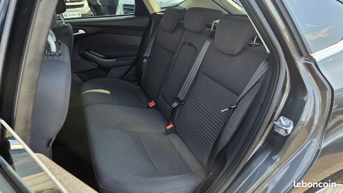 Ford Focus 1.0 EcoBoost 125 S&S Titanium (image 11)