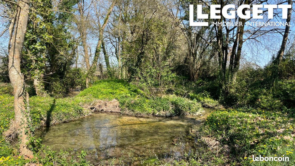 Moulin 12 pièces 312 m² - Val-d'Auge 16170 (image principale 2)