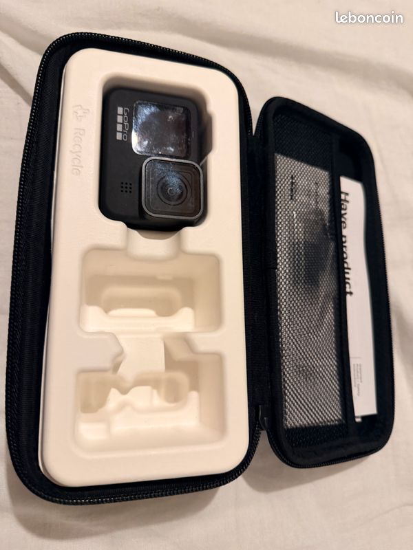 Go pro hero neuf black / accessoires / Carte Sd (image 1)