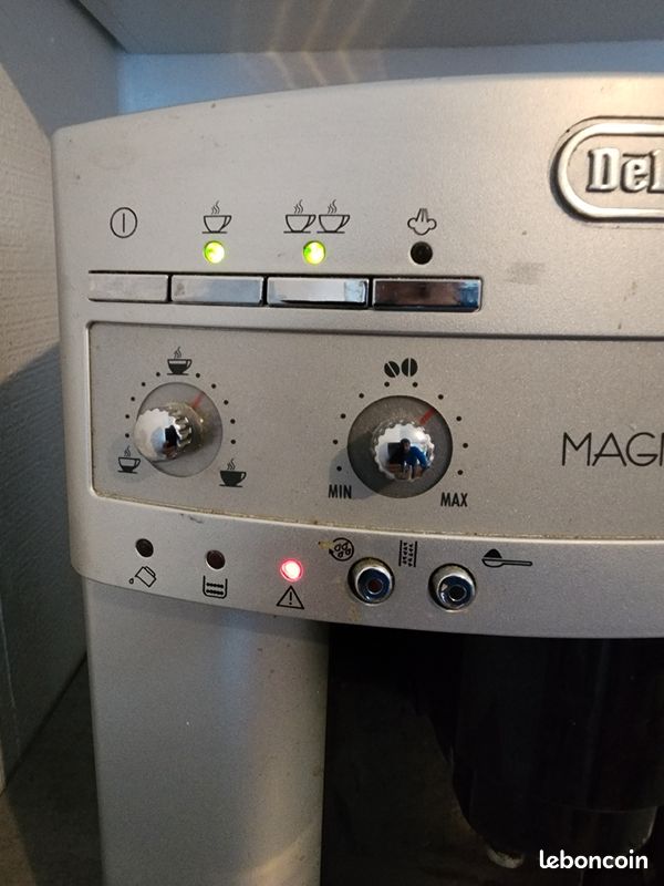 Machine à café Delonghi Magnifica (image 2)