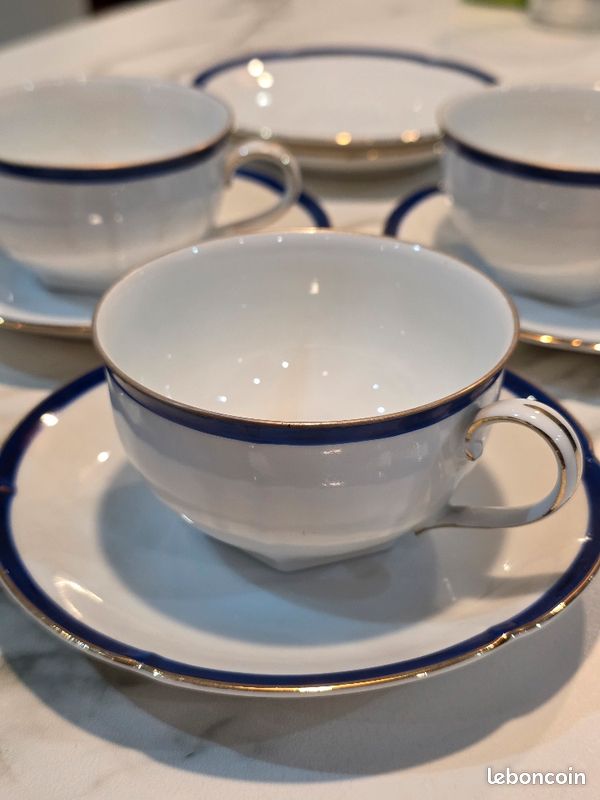 Lot De 3 Tasses Anciennes En Porcelaine - Czecho Slovakia - 10 Cm