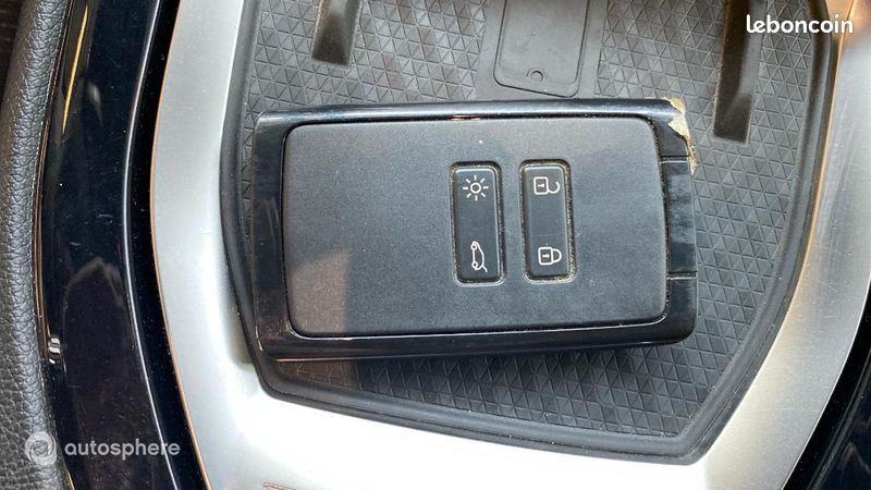 Renault Austral 1.3 TCe mild hybrid 160ch Iconic auto (image 16)