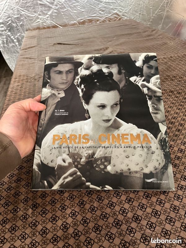 Paris Au Cinéma : La Vie Rêvée De La Capitale De Méliès à Amélie Poulain N.t. Binh Parigramme, 2003 (image 1)