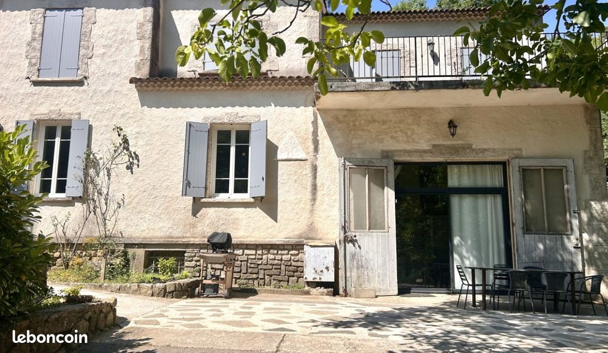 Appartement 3 pièces 50 m² · à Auriol · 50 m² · 1 650 €/mois