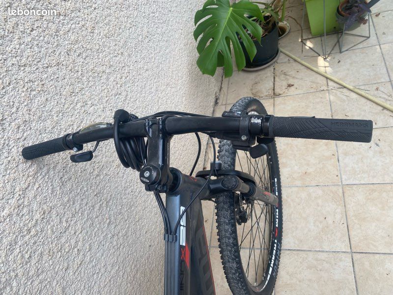 VTT Moma Équinox 25 (image 6)