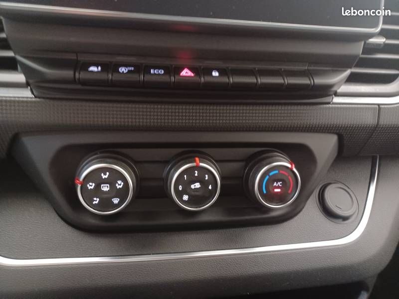 Renault Trafic FGN L1H1 2800 KG BLUE DCI 130 GRAND CONFORT (image 27)
