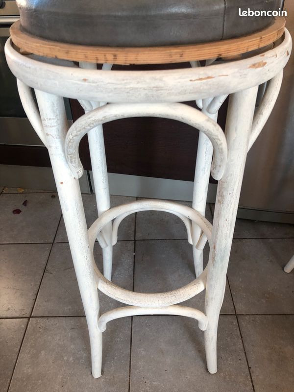 Paire de tabourets Thonet (image 2)