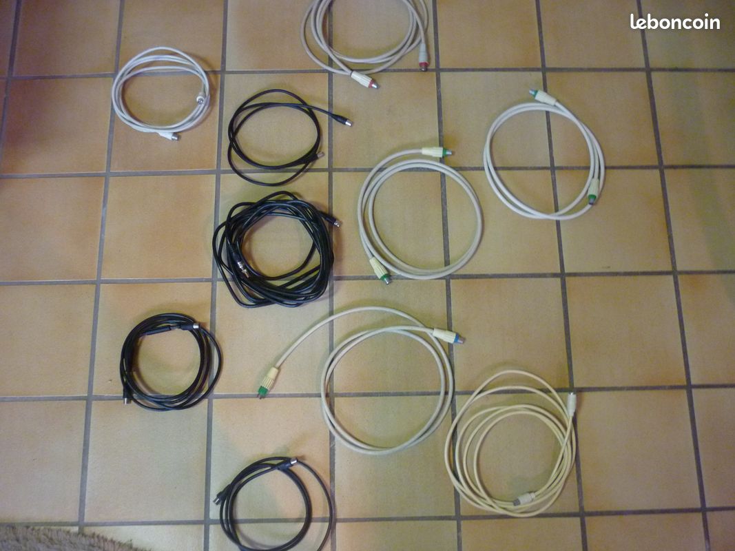 Cordon de cable T.V (image 3)