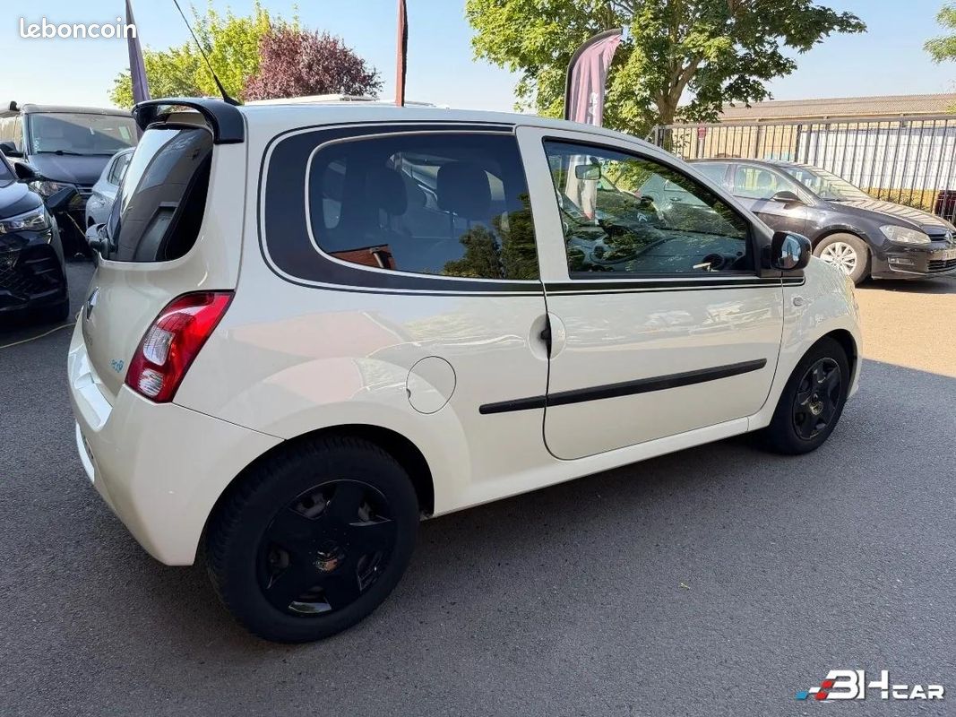 Renault Twingo 1.2 75 DYNAMIQUE (image 6)