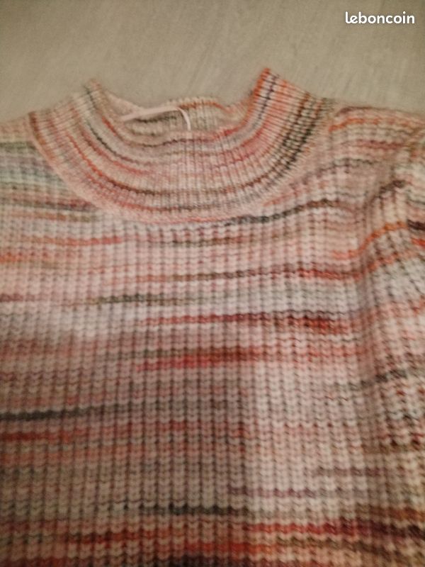 PULL rose pale a peites rayures pastel (image 3)