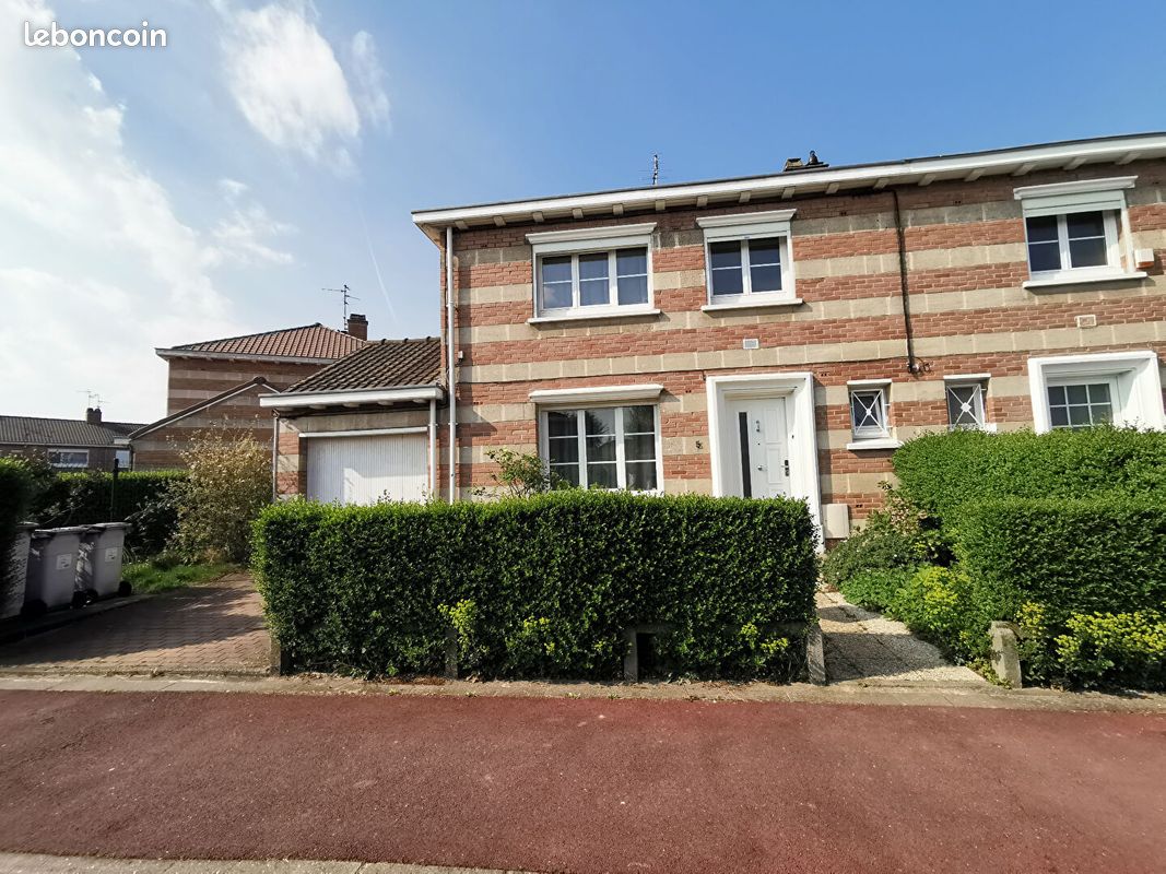 Maison 4 pièces 84 m² · à Marcq-en-Baroeul · 84 m² · 1 189 €