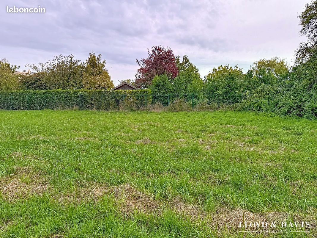 Terrain 1513 m² · à Médis · 1 513 m² · 134 600 €