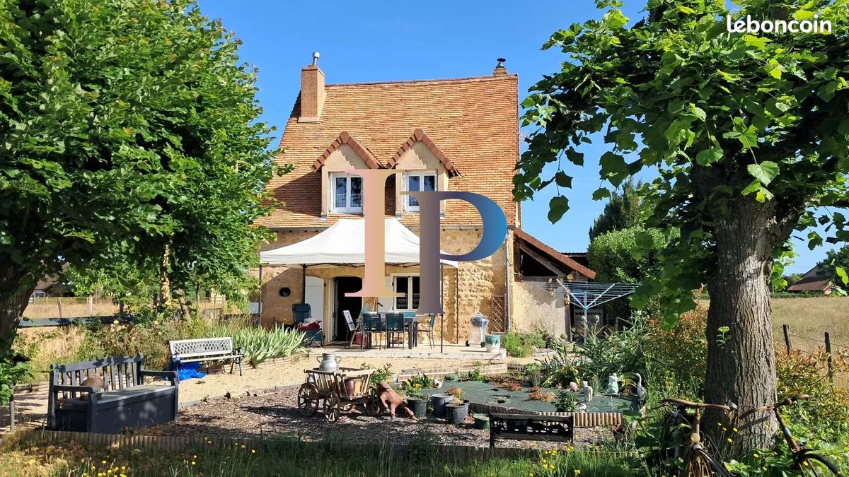 Maison 4 pièces 102 m² · à Paray-le-Monial · 102 m² · 210 000 €