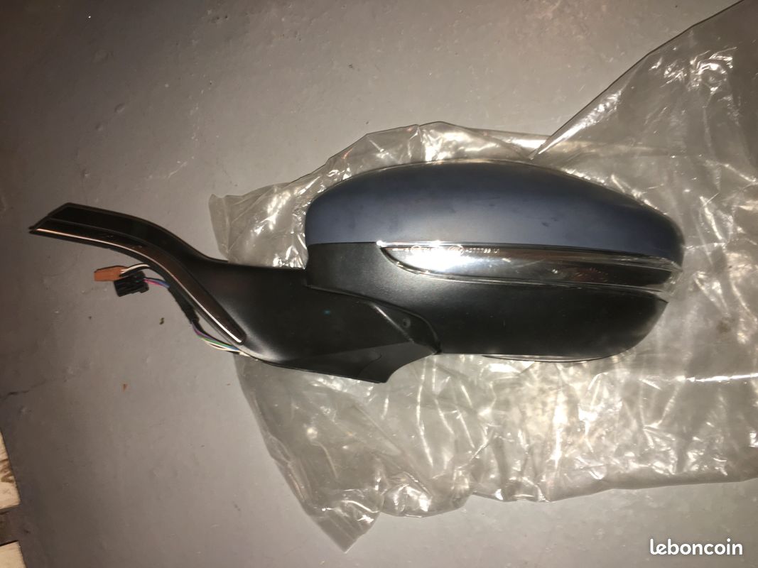 Rétroviseur gauche pour Peugeot 208 et 2008 (image 2)