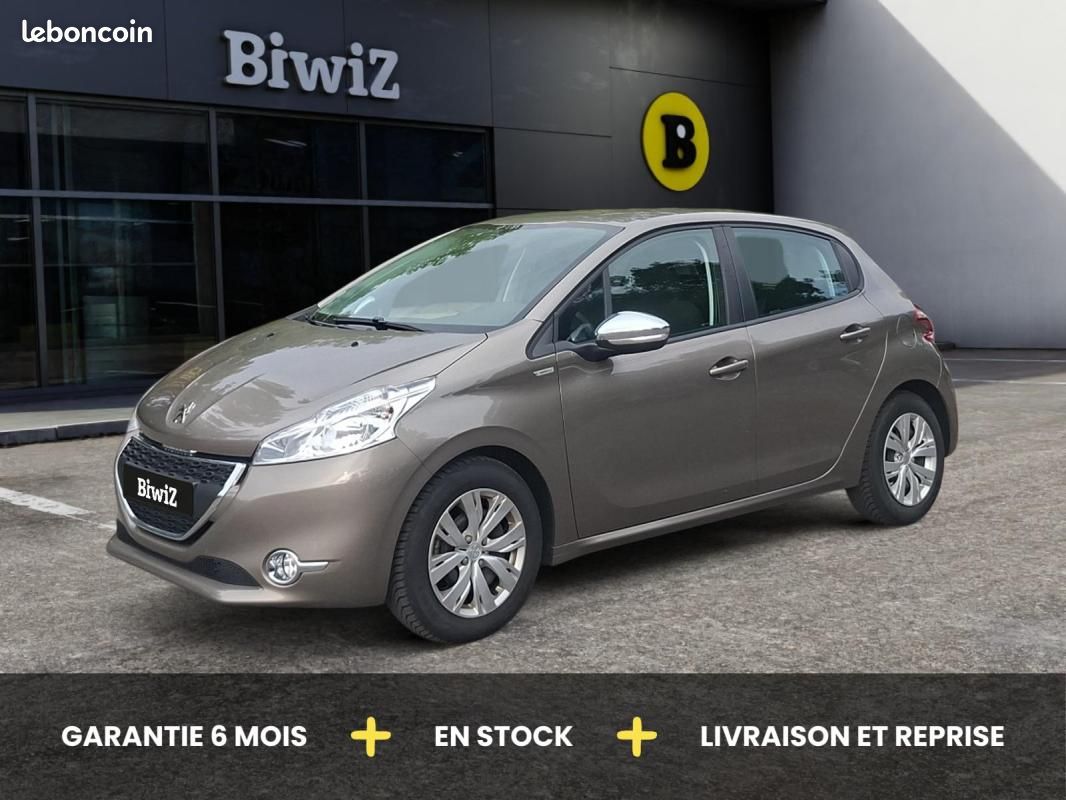 Peugeot 208 1.2 Vti 80 ch Urban Soul /Distri ok/Suivi complet entretiens/2eme main (image 1)