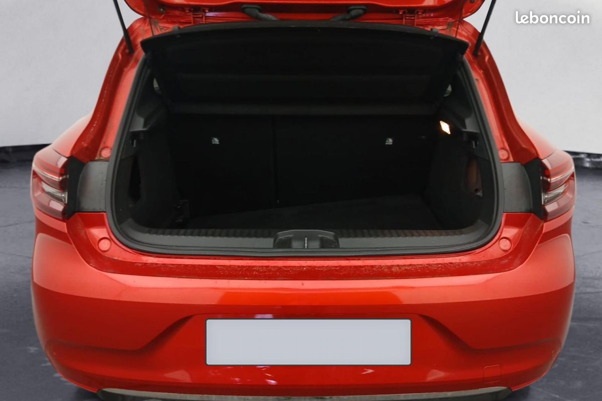 RENAULT CLIO 1.0 Tce - 90 V Techno (image 12)