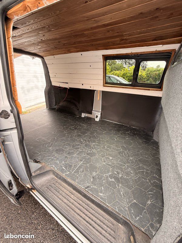 Volkswagen Transporter T6 L2H1 2.0 TDi 150 DSG7 Hayon - Caméra - Van (image 7)