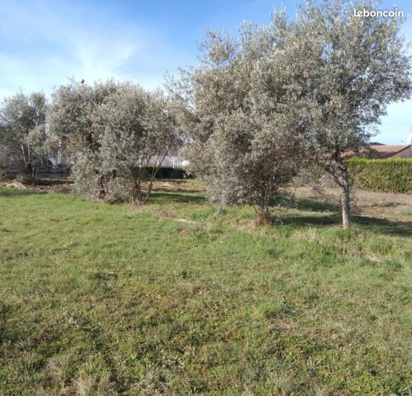 Terrain 495 m² Oraison · 125 000 €