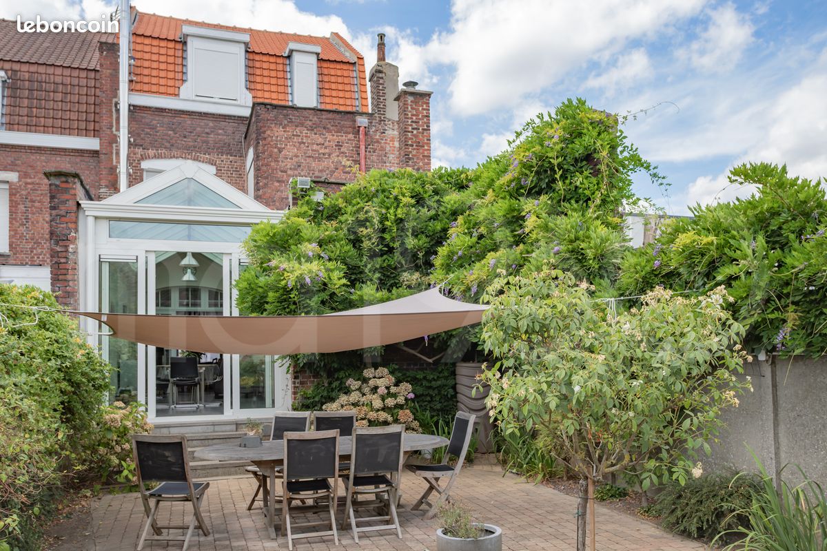Maison 7 pièces 175 m² · à Tourcoing · 175 m² · 370 000 €