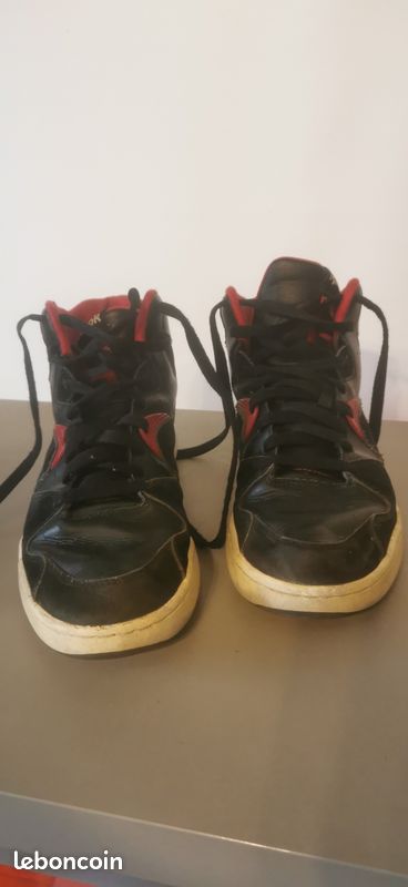 Basket Adidas en bon état 42 (image 5)