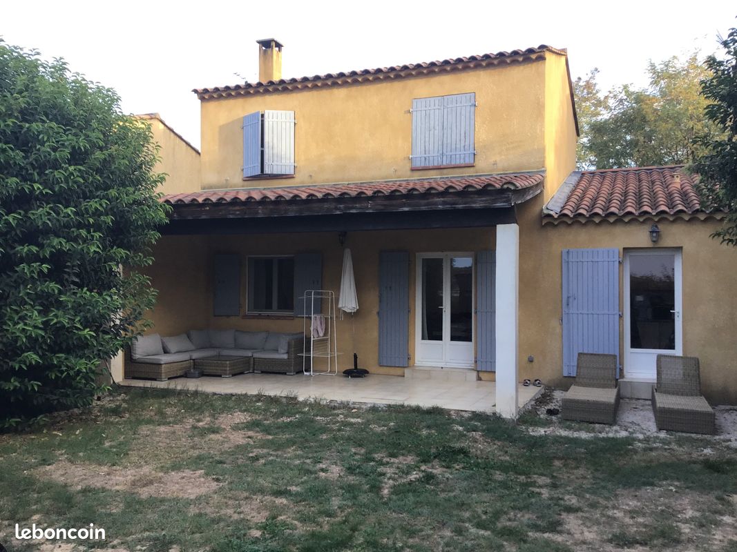 Maison 3 pièces 80 m² · à Meyreuil · 80 m² · 1 363 €