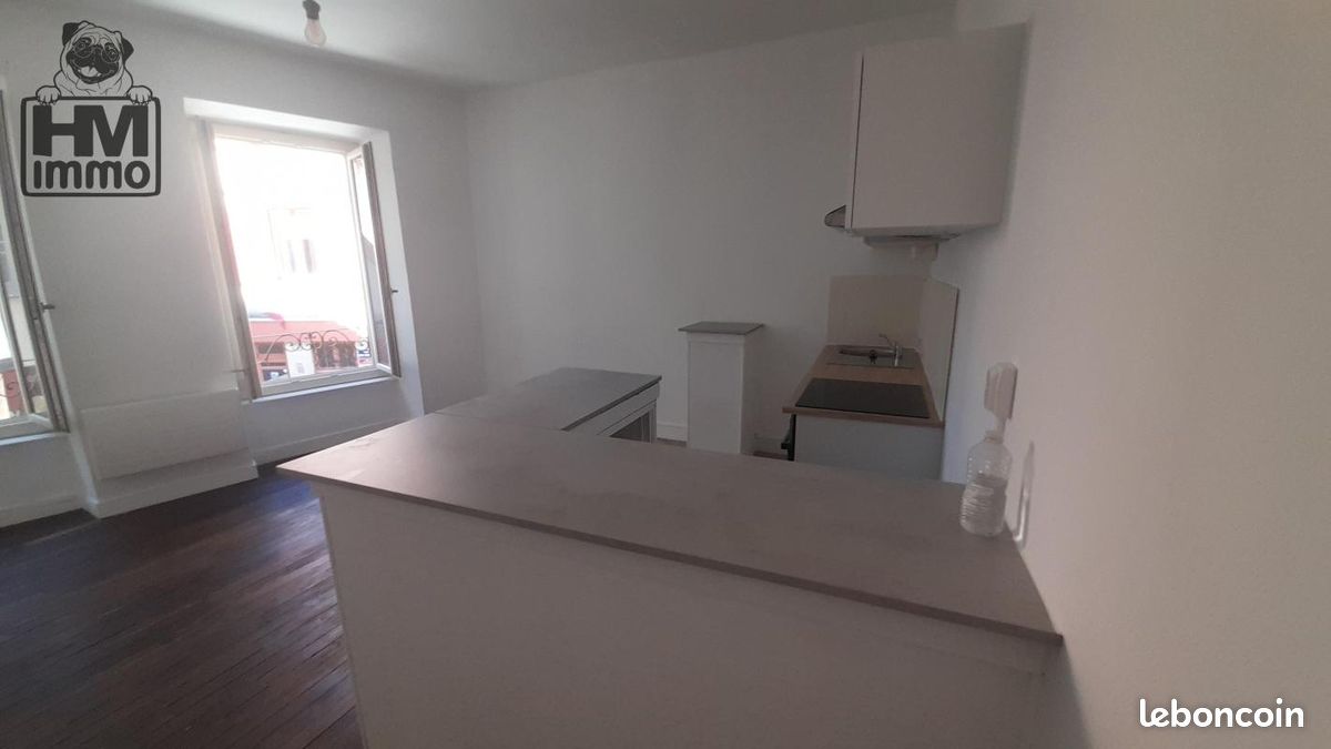 Appartement 2 pièces 46 m² · à Saint-Léonard-de-Noblat · 46 m² · 390 €/mois