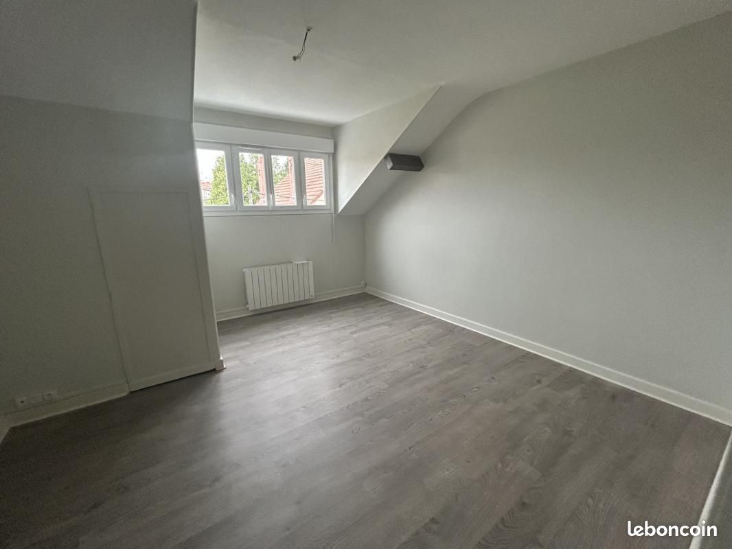 Appartement 3 pièces 60 m² · à Le Creusot · 60 m² · 480 €