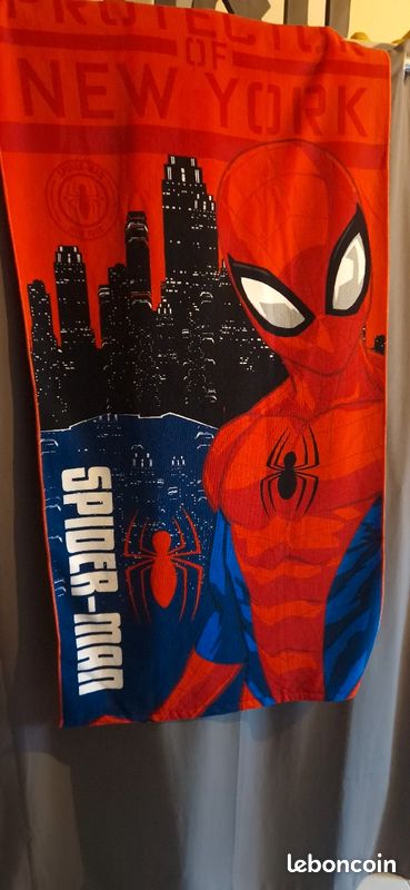 Drap de bain avengers (image 1)