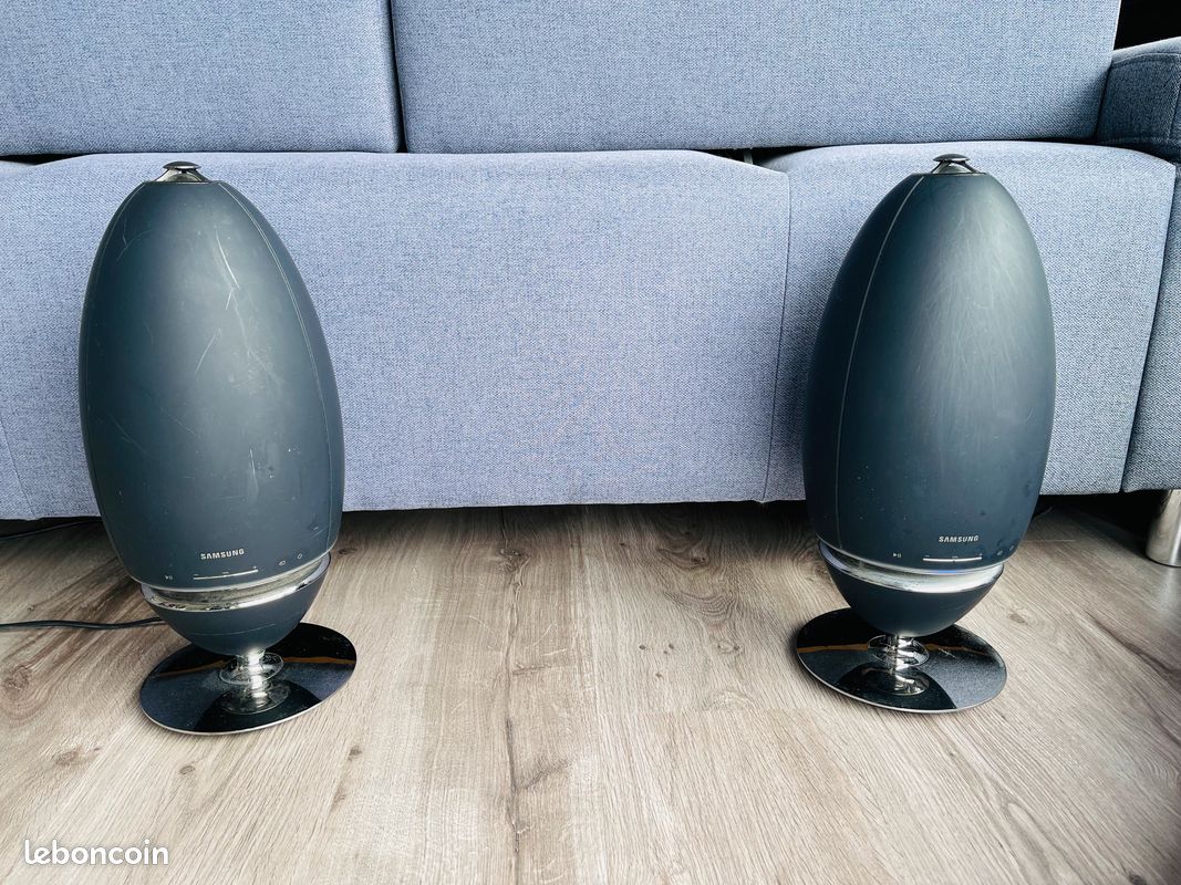 Radiant 360 Samsung R5 Wireless Speaker Wam7500 Radiant Wam7500 Samsung  WAM7500 Radiant 360 R7 Wireless