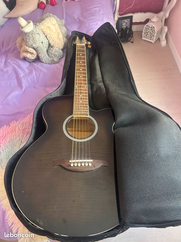 Guitare (image 1)