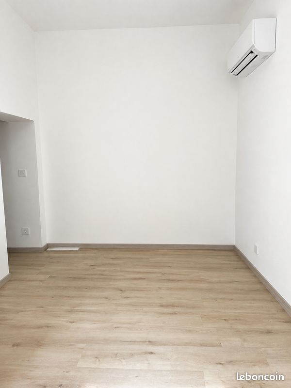 Appartement 1 pièce 19 m² · à Montélimar · 19 m² · 420 €/mois
