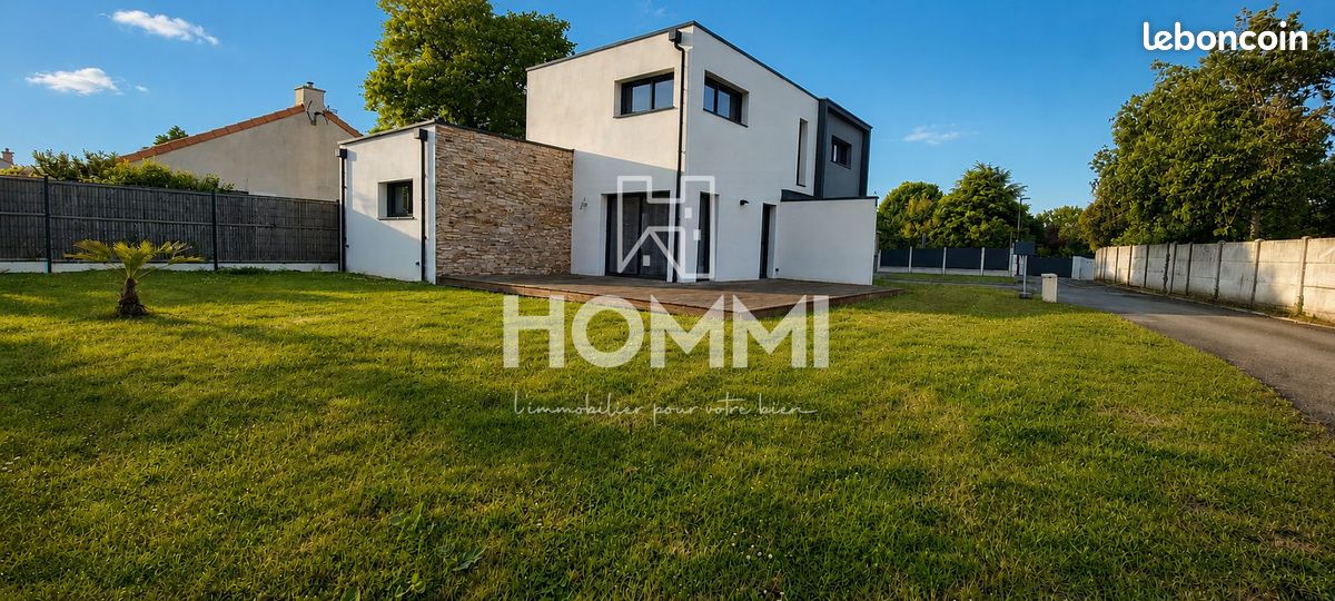 Maison 6 pièces 149 m² · à Saint-Mars-du-Désert · 149 m² · 489 000 €