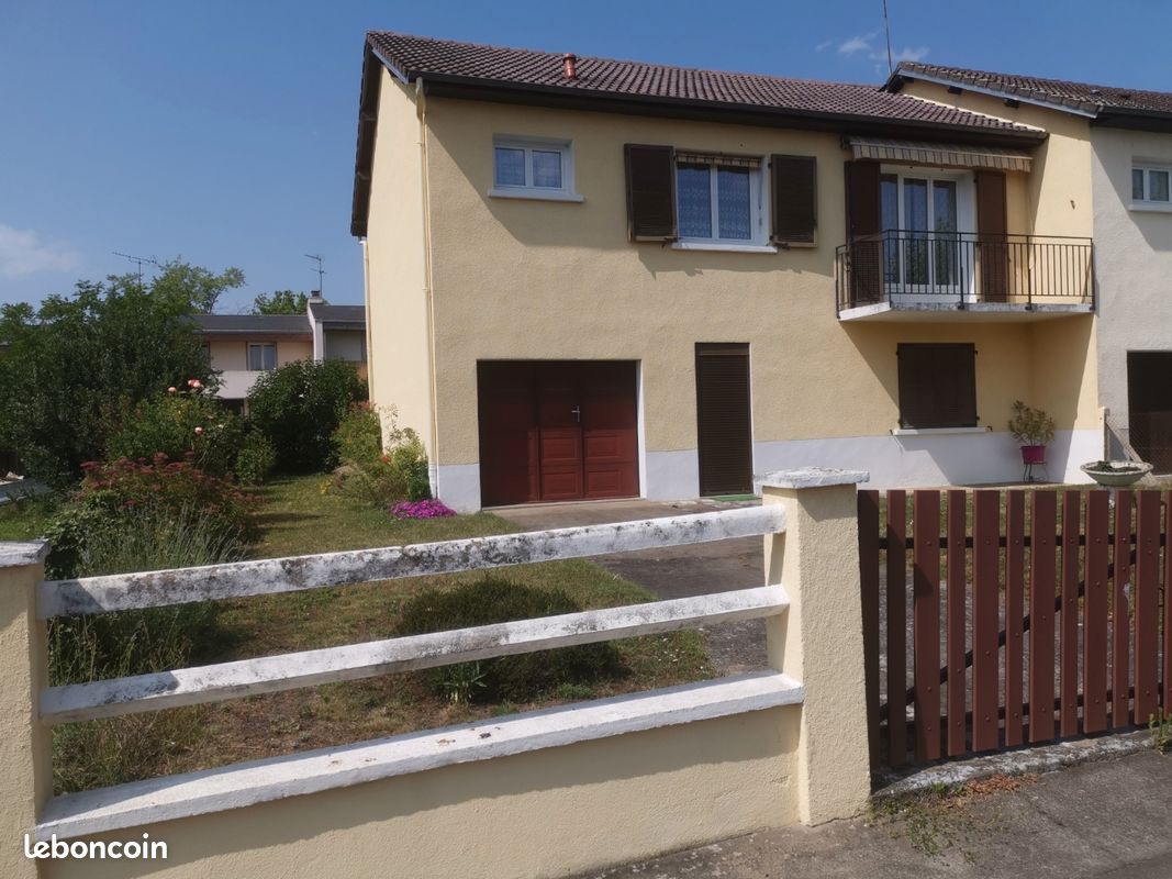 Maison 4 pièces 110 m² · à Moulins · 110 m² · 150 000 €