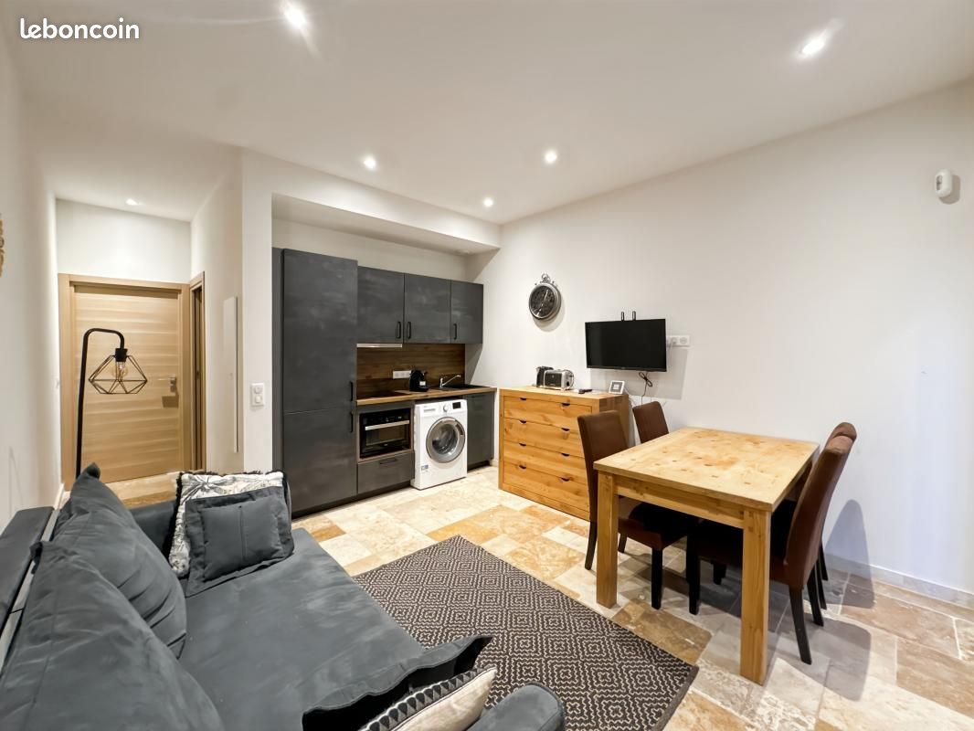 Appartement 2 pièces 30 m² · à Antibes · 30 m² · 840 €/mois