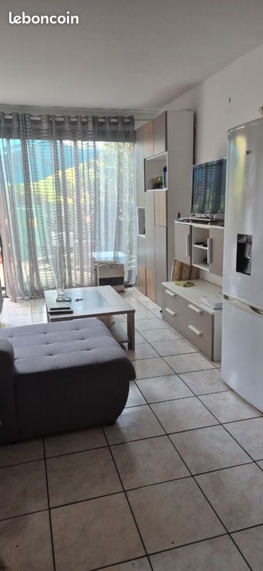 Appartement 1 pièce 29 m² · à Fréjus · 28,5 m² · 700 €/mois