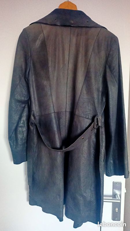 Manteau en cuir marque Rossi (image 2)