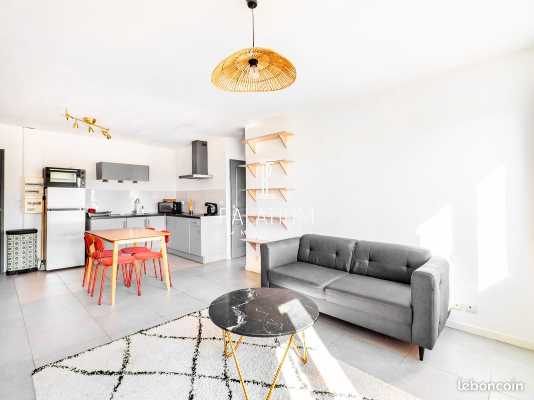 Appartement 2 pièces 42 m² · à Gréoux-les-Bains · 42 m² · 630 €/mois
