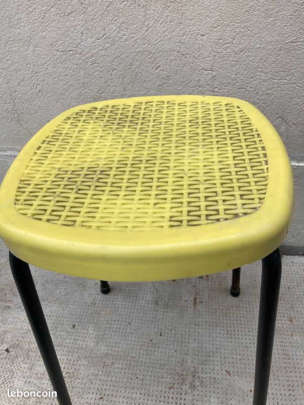 Tabouret datant des années 1950 (image 4)