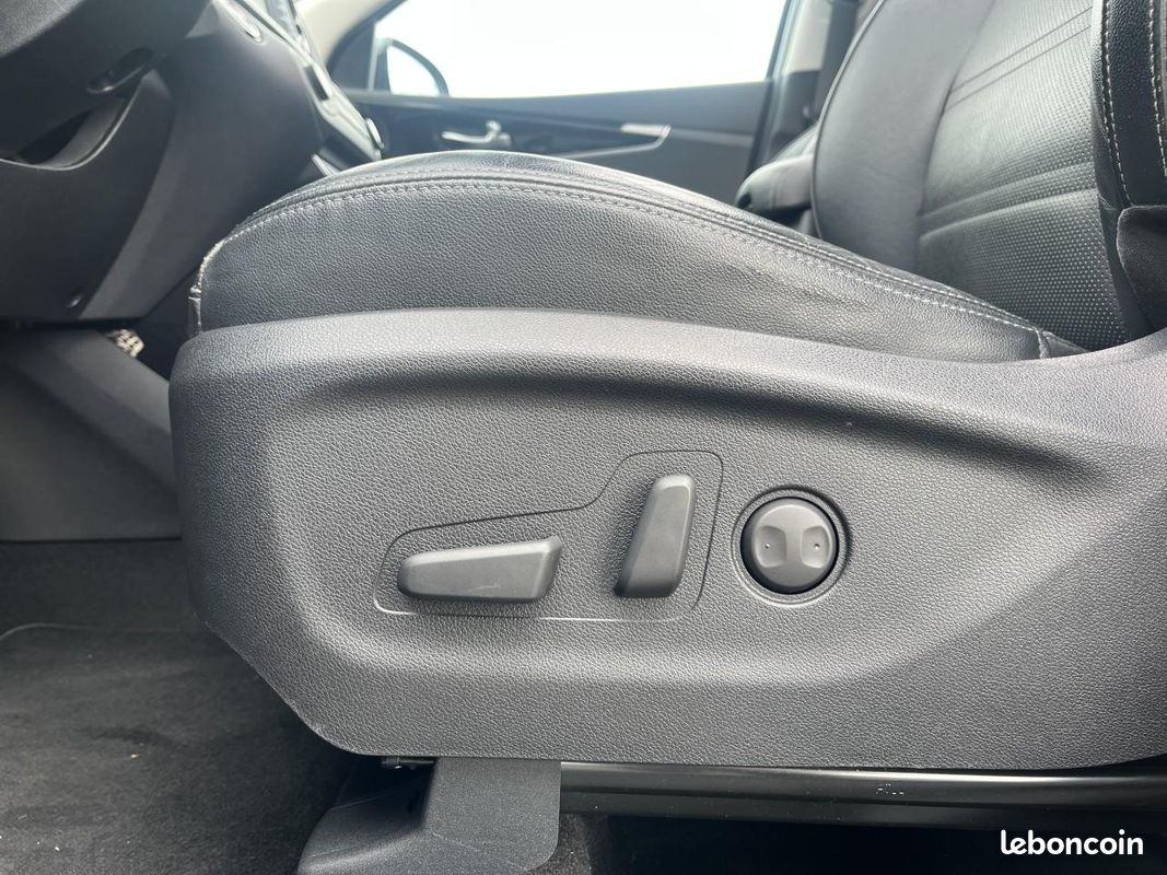 KIA SORENTO 2.2 crdi 200 isg premium 4x4 7 places (image 26)