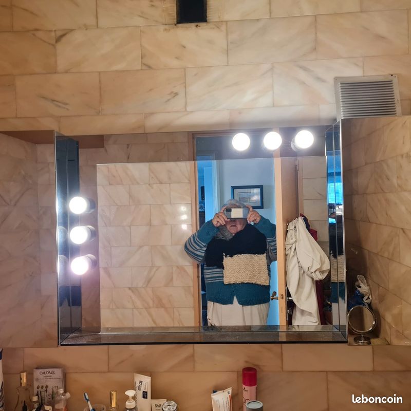 Meuble de salle de bain en bon état avec rangement (image 6)