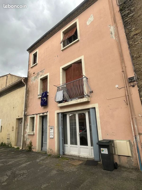 Immeuble 2 pièces 68 m² · à Lézignan-Corbières · 68 m² · 100 000 €