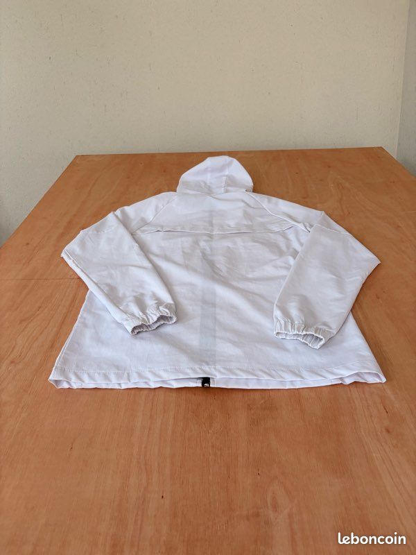 Veste blanche Nike taille L (image 8)