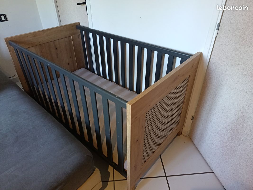 Lit à barreau bébé (image 1)
